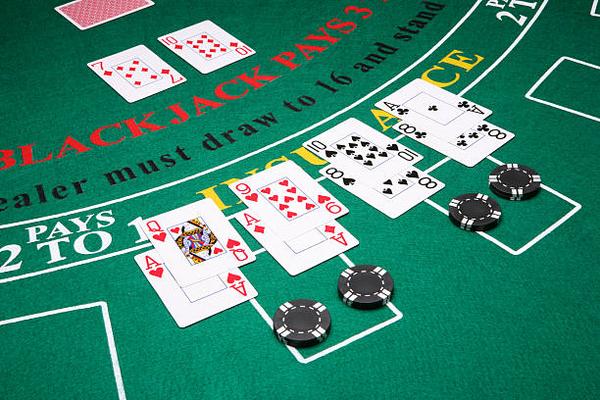 Find Classic Poker Games and Progressive Jackpots with เว็บพนันออนไลน์