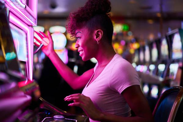 Try Popular Jackpot Games at the top online casinos for Casino Fans